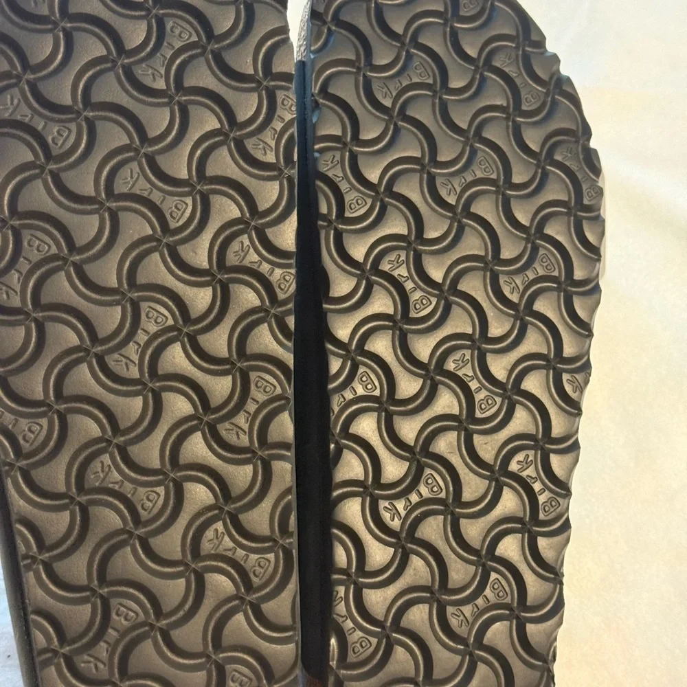 Birkenstock Arizona Soft Footbed. Oiled Leather Black. Unisex. EU 41 - Picture 8 of 12